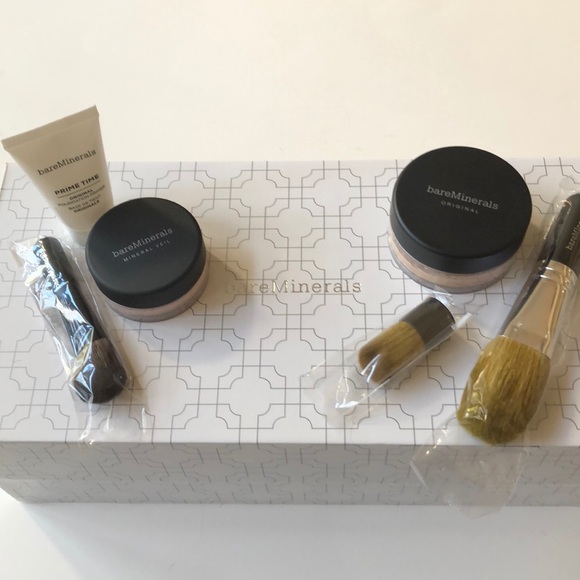 bareMinerals Other - New bareMinerals Flawless Complexion Bundle